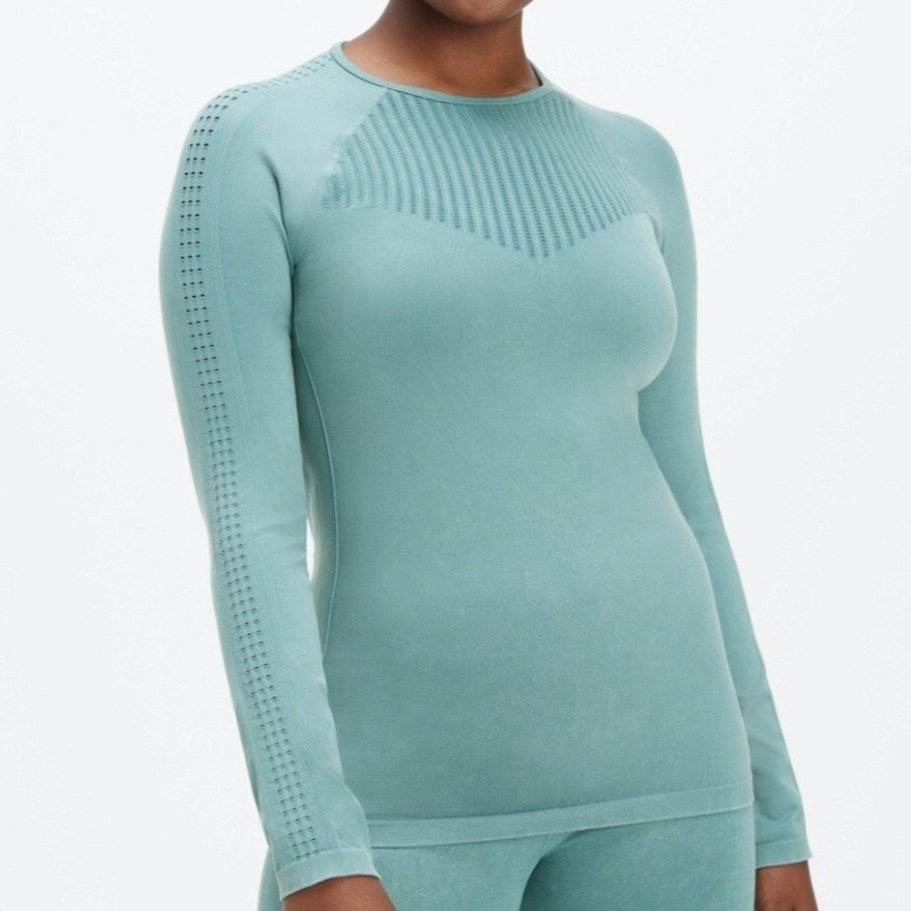 Fabletics Washed Arctic Wave Sync Seamless Long S… - image 1